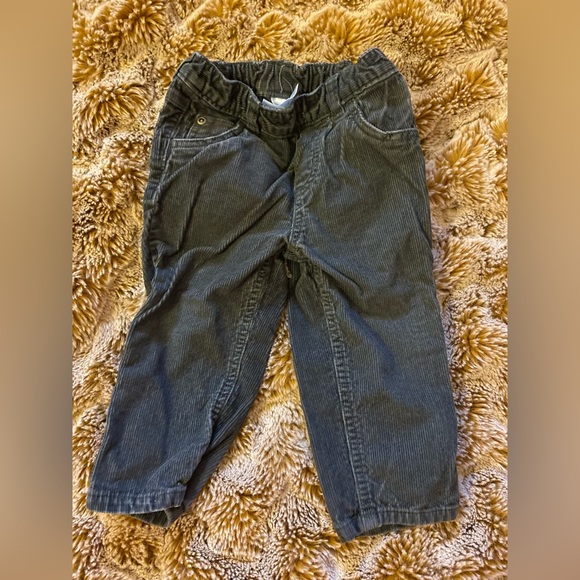 Bundle of Carters 18 month grey corduroys and 2 long sleeve button down onesies - Picture 6 of 9